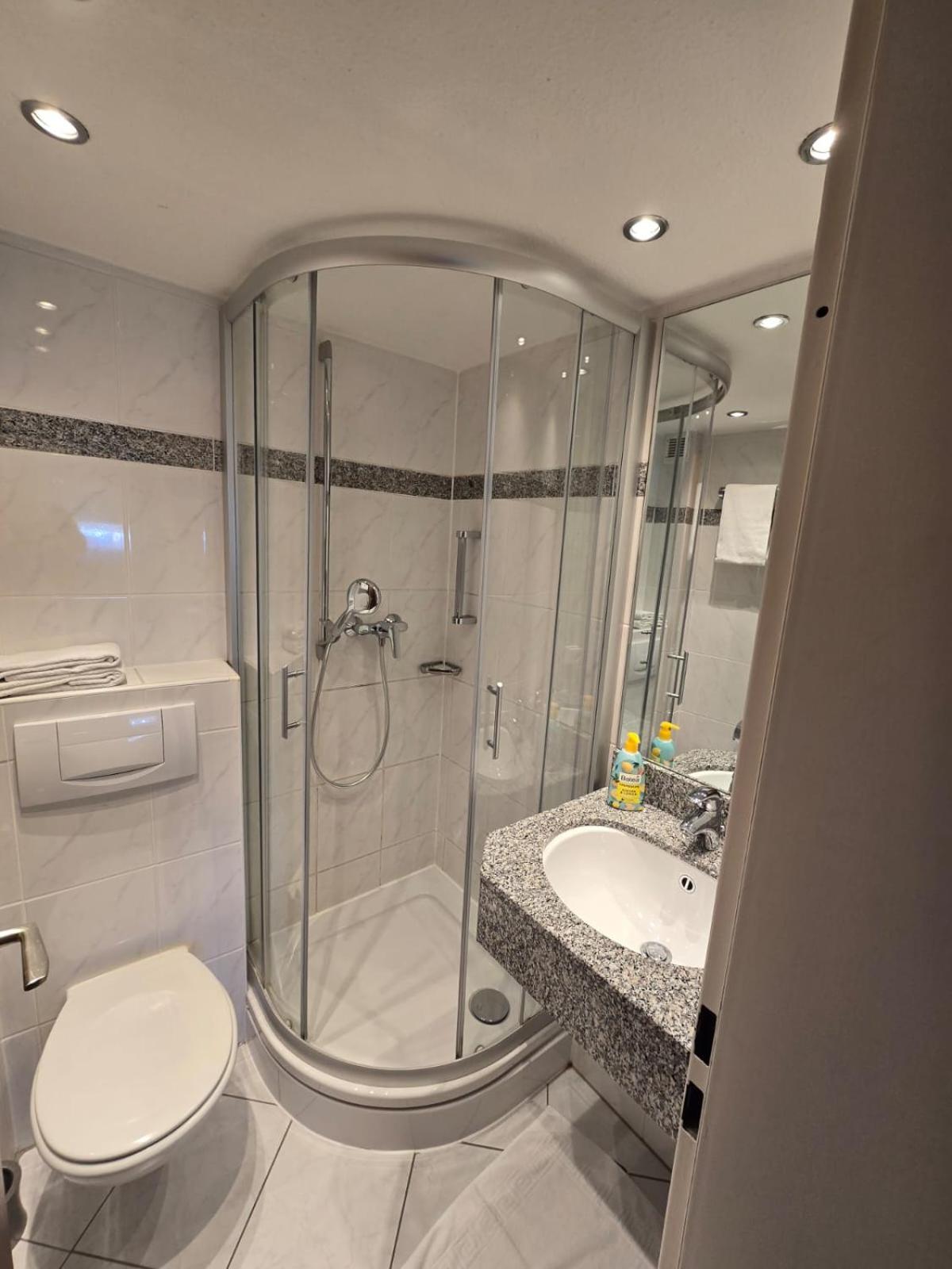 Hotel Alt Nuernberg Mannheim Bagian luar foto
